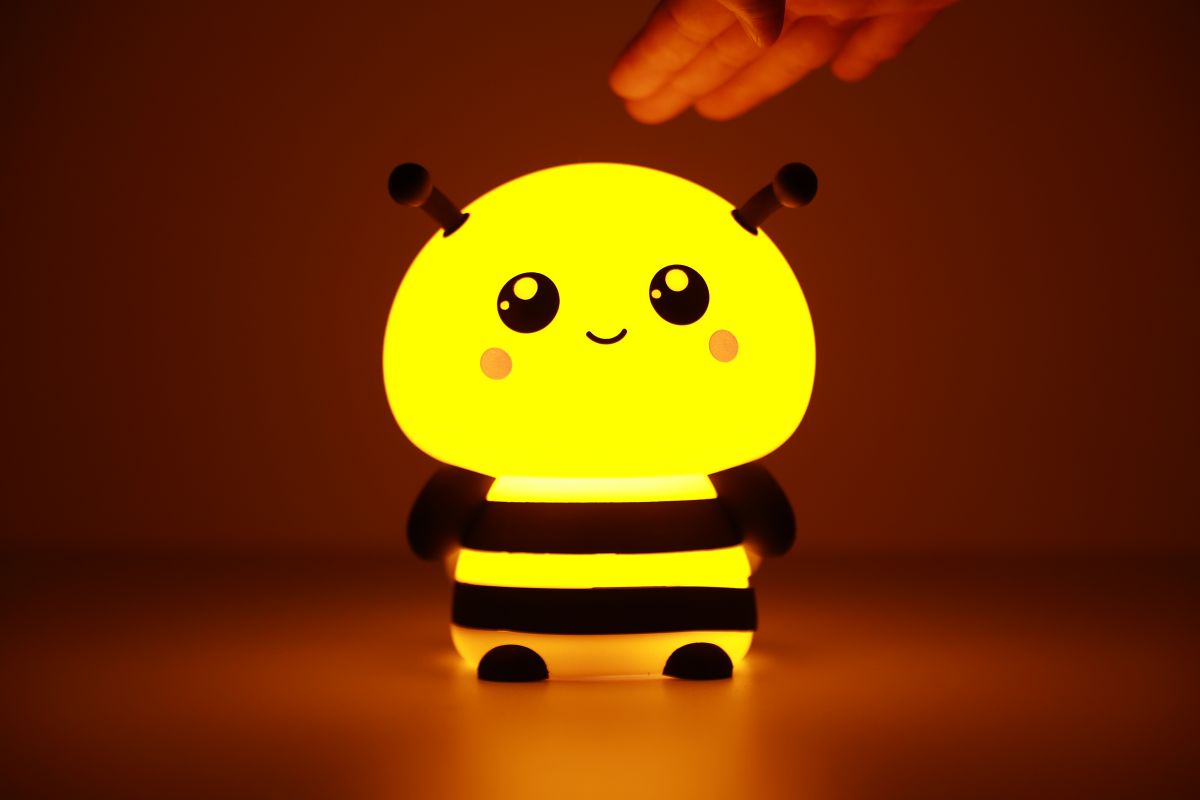 Lampe de nuit en silicone Abeille 