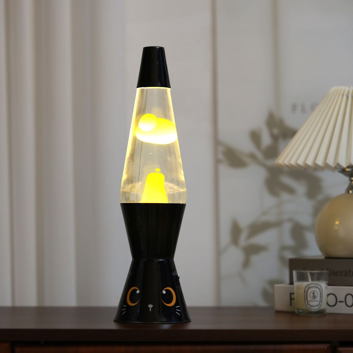 Lampe Lave Led base chat noir - transparent & Jaune 