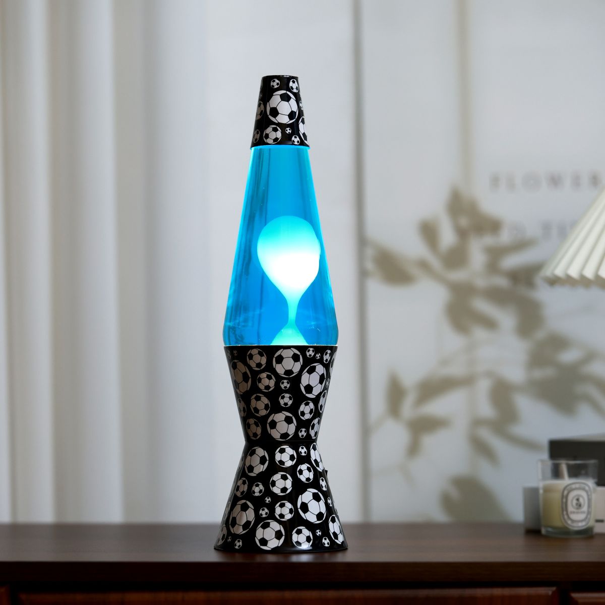 Lampe Lave Led base football - Bleu clair & Blanc 