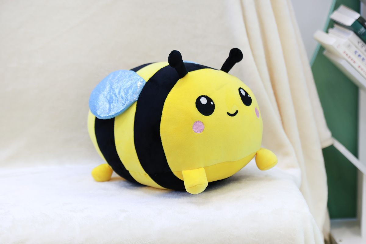 Coussin Abeille Coussin Abeille medium