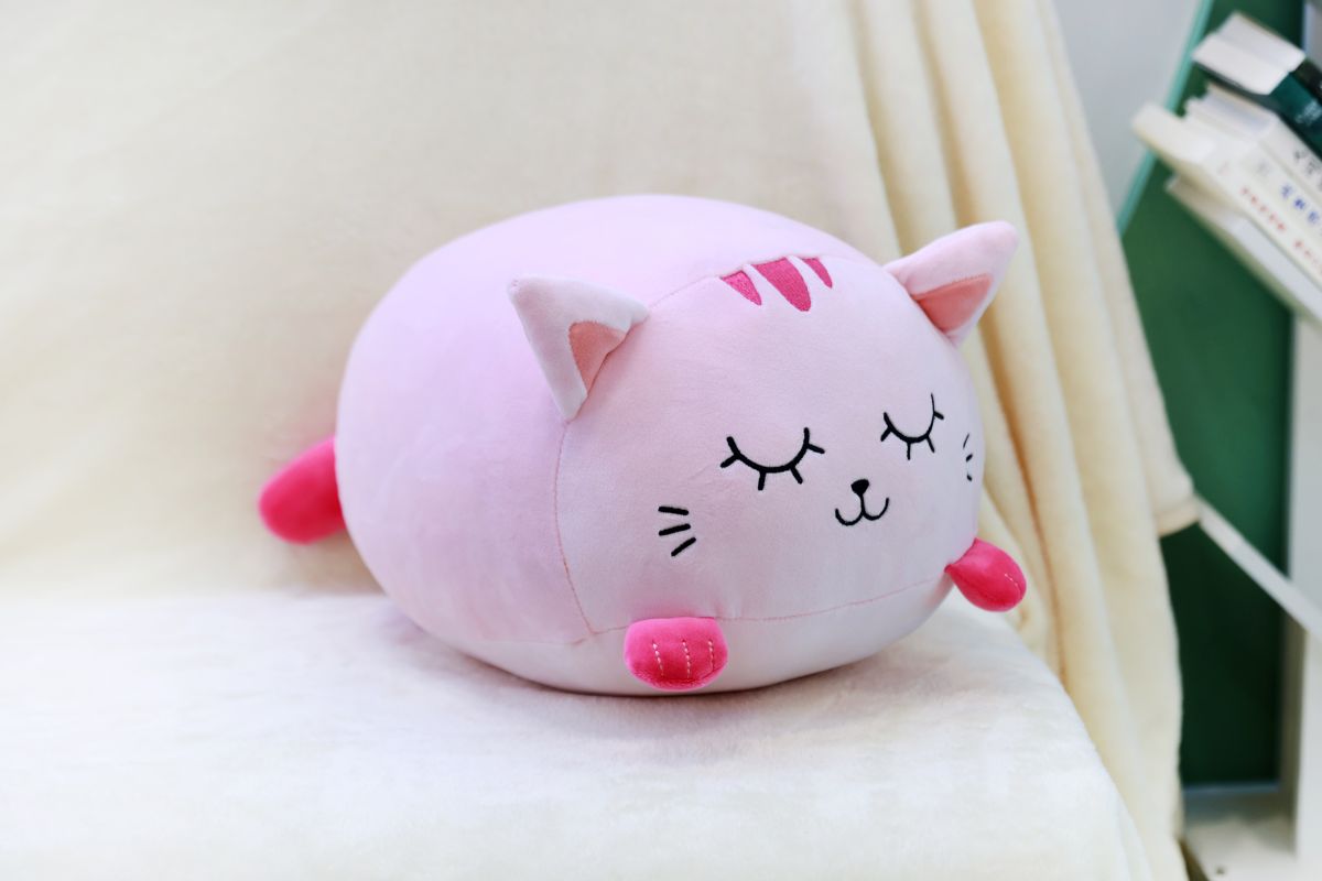 Coussin Chat Rose Medium