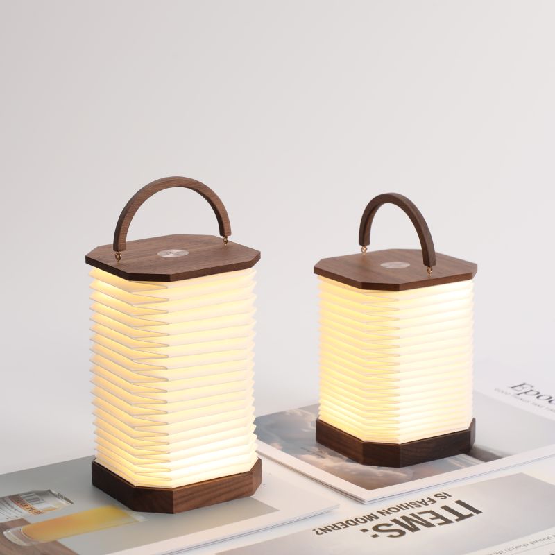Lampe accordéon en bois de noyer 