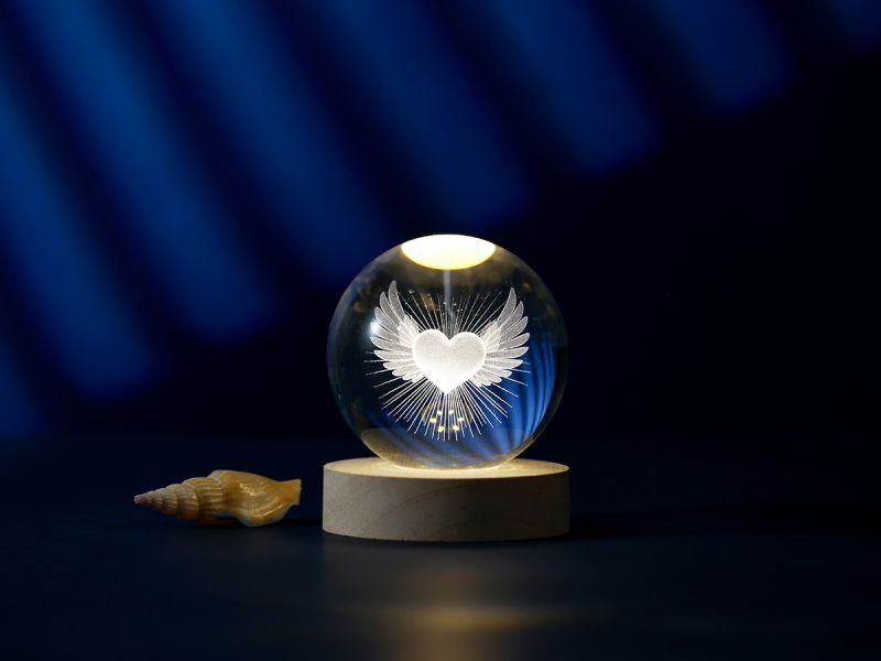 LAMPE LED Led Crystal Ball Cœur medium 